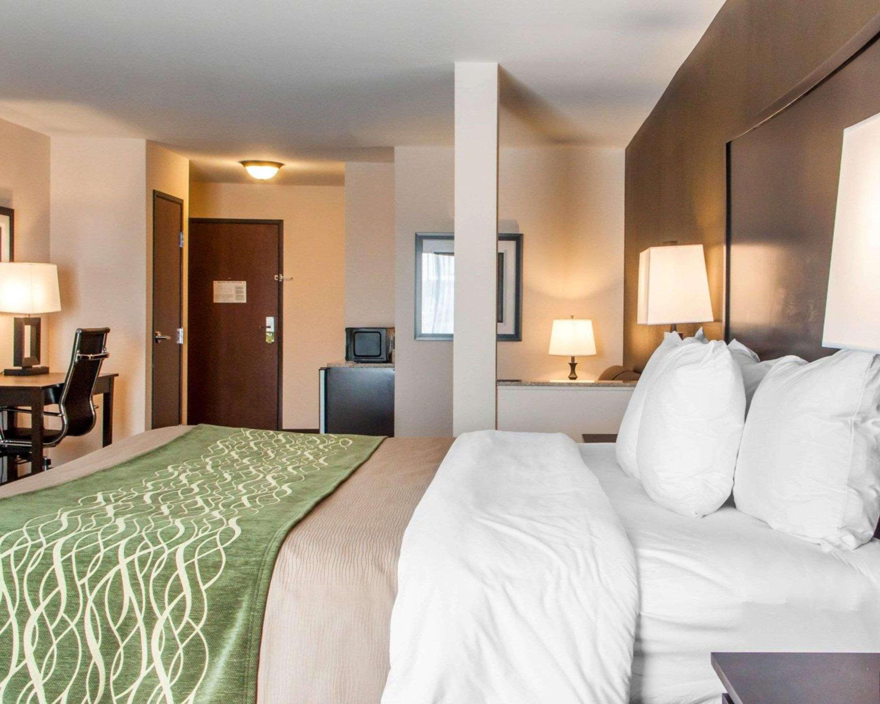 Comfort Inn & Suites Woodward Экстерьер фото