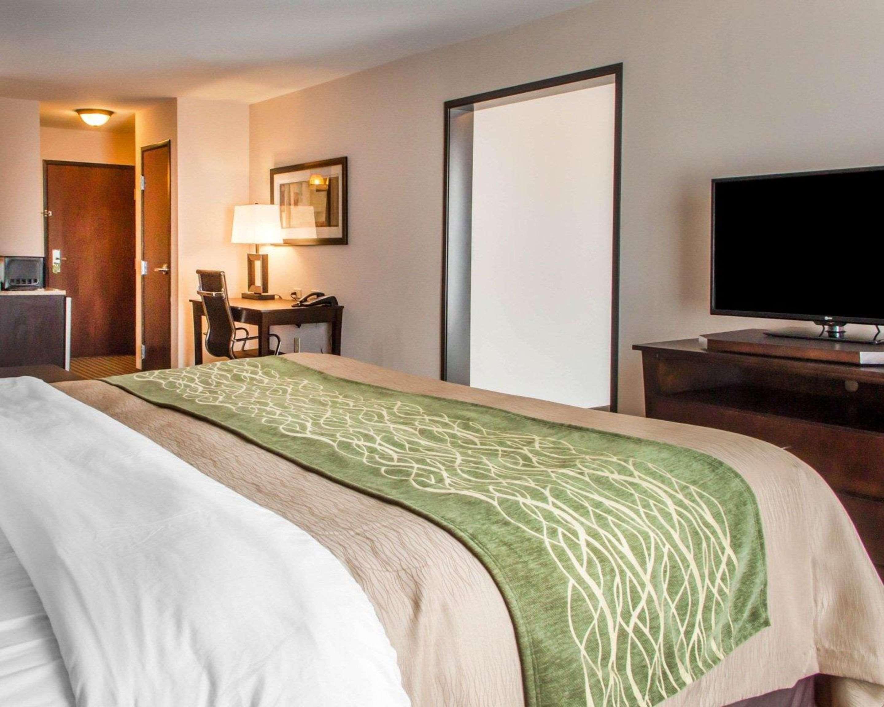 Comfort Inn & Suites Woodward Экстерьер фото