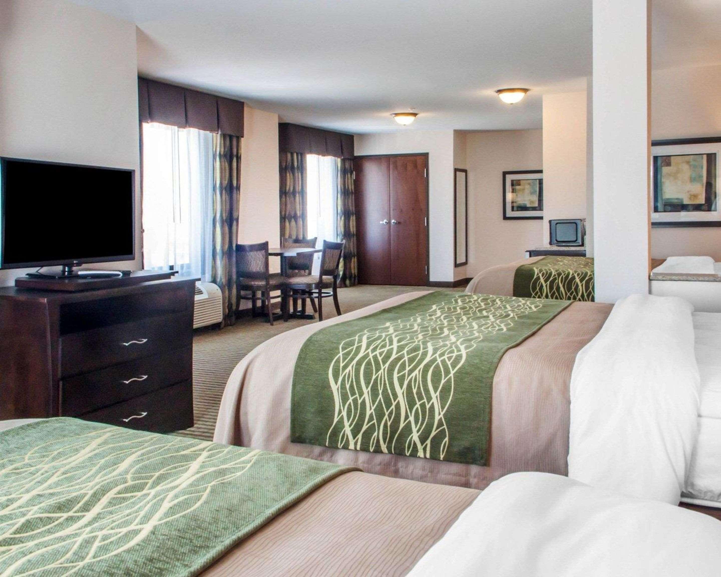 Comfort Inn & Suites Woodward Экстерьер фото