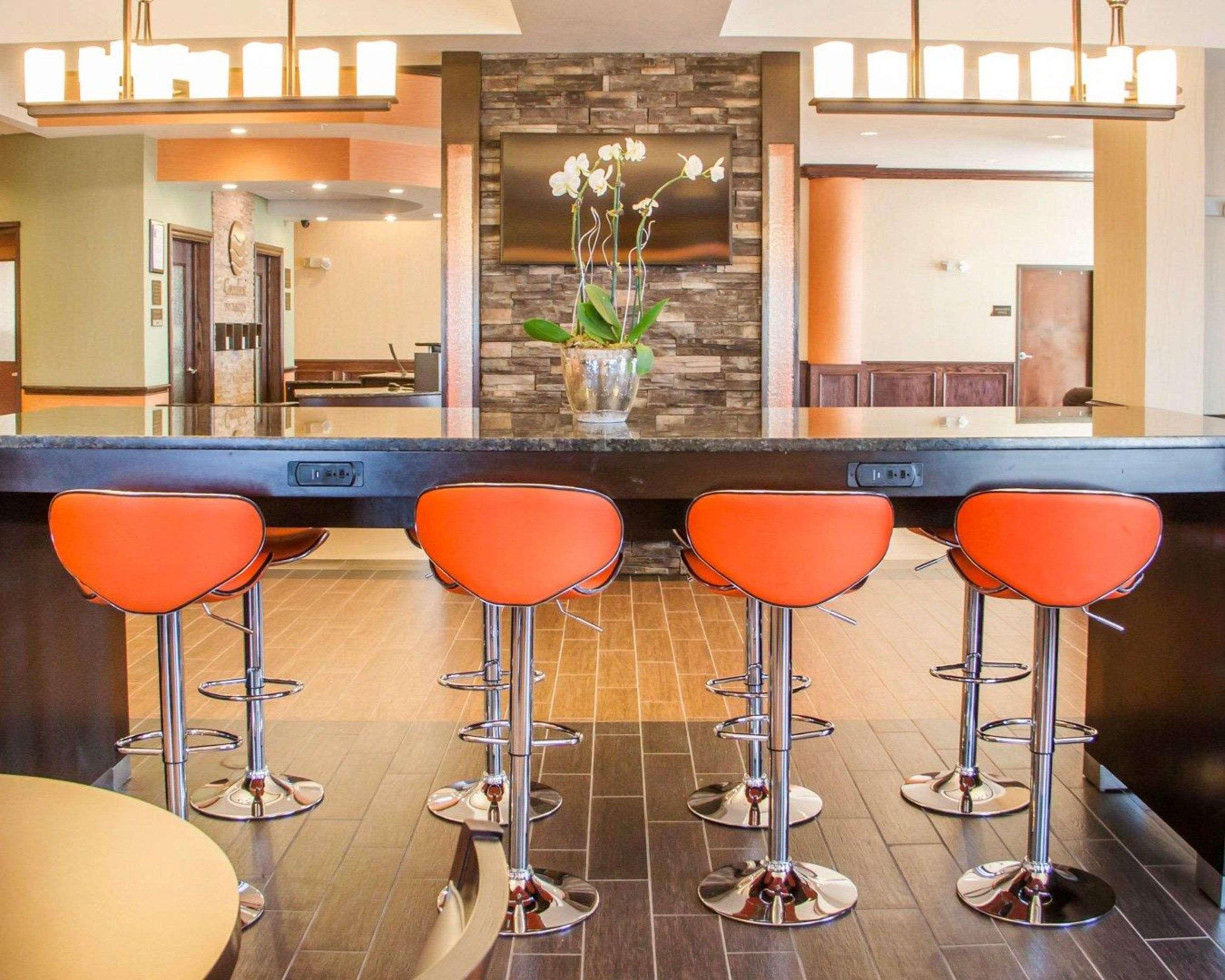 Comfort Inn & Suites Woodward Экстерьер фото