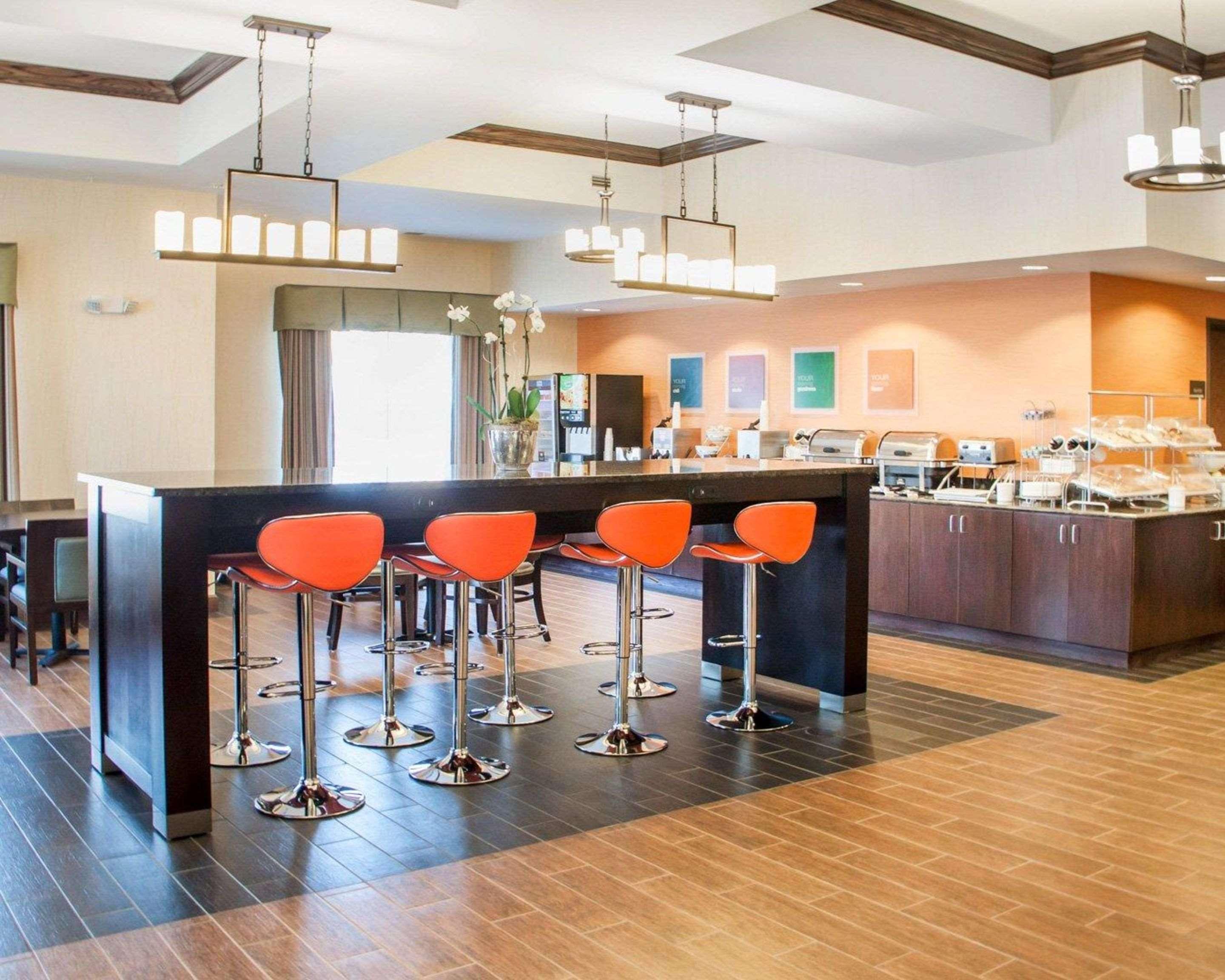 Comfort Inn & Suites Woodward Экстерьер фото
